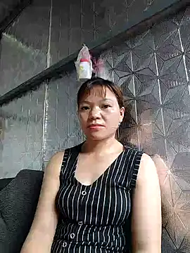 Snapshot of lya_sexyy chatting on 05/20/26, 02:51 lya sexyy online show from 05/20/26, 02:51