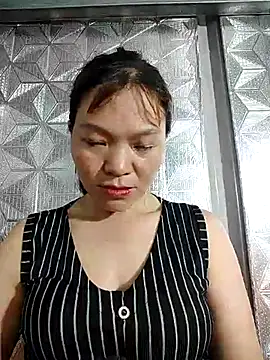Snapshot of lya_sexyy chatting on 06/14/26, 03:58 lya sexyy online show from 06/14/26, 03:58