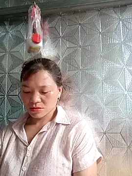 Snapshot of lya_sexyy chatting on 06/18/26, 11:14 lya sexyy online show from 06/18/26, 11:14