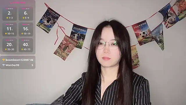 Snapshot of 77-Vicky chatting on 06/29/26, 08:20 77-Vicky online show from 06/29/26, 08:20