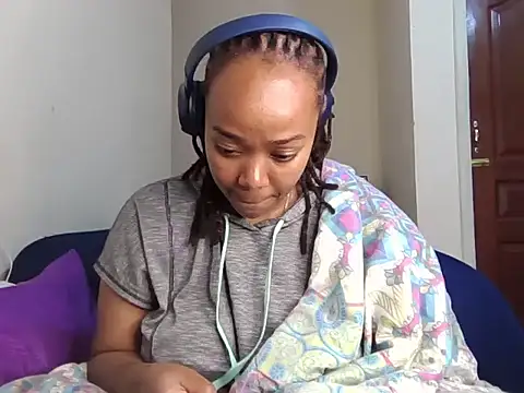 Snapshot of atara_seren chatting on 06/16/26, 07:38 atara seren online show from 06/16/26, 07:38
