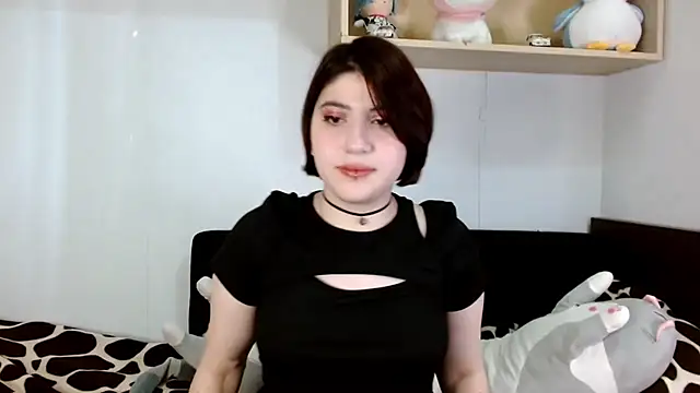 Snapshot of Oriana_secret chatting on 06/17/26, 04:15 Oriana secret online show from 06/17/26, 04:15