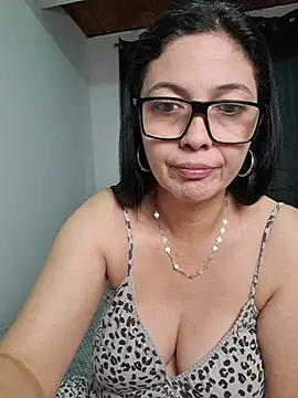Scarlett Valnyx online show from 06/23/26, 02:04