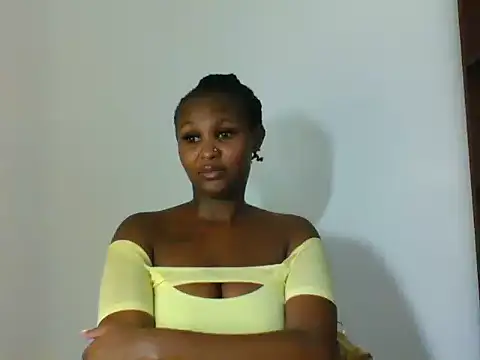 Snapshot of Blonde_lexxy chatting on 06/19/26, 12:48 Blonde lexxy online show from 06/19/26, 12:48