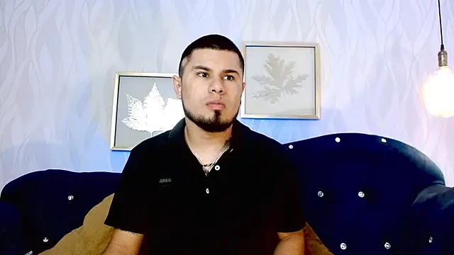 Snapshot of dominikvega chatting on 06/24/26, 06:18 dominikvega online show from 06/24/26, 06:18