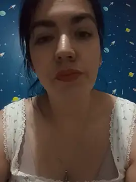 Snapshot of dhanya_moon chatting on 05/20/26, 02:51 dhanya moon online show from 05/20/26, 02:51