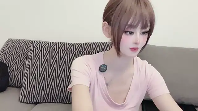 Elleeeee online show from 06/06/26, 08:41