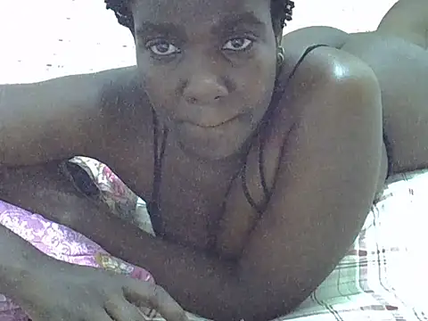 Snapshot of Queen-Alicia chatting on 06/03/26, 05:51 Queen-Alicia online show from 06/03/26, 05:51
