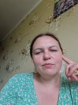 Snapshot of Meri_a chatting on 06/25/26, 12:53 Meri a online show from 06/25/26, 12:53
