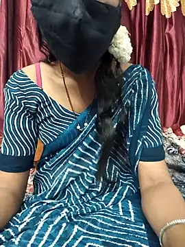 Snapshot of reshma124 chatting on 06/28/26, 09:04 reshma124 online show from 06/28/26, 09:04