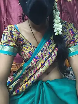 Snapshot of reshma124 chatting on 06/30/26, 09:32 reshma124 online show from 06/30/26, 09:32