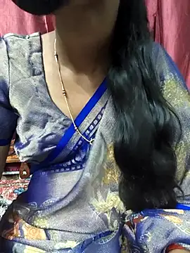 Snapshot of reshma124 chatting on 07/06/26, 02:25 reshma124 online show from 07/06/26, 02:25