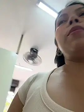 ISABELLA  LUNA online show from 06/08/26, 03:01