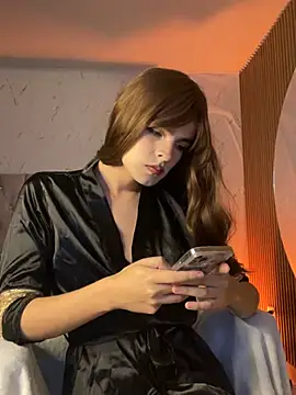 Snapshot of lanadoll20 chatting on 07/08/26, 04:17 lanadoll20 online show from 07/08/26, 04:17