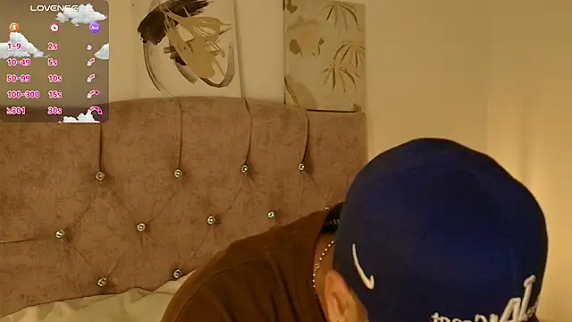 Snapshot of Amadeo_Wild_ chatting on 05/29/26, 04:10 Amadeo Wild online show from 05/29/26, 04:10