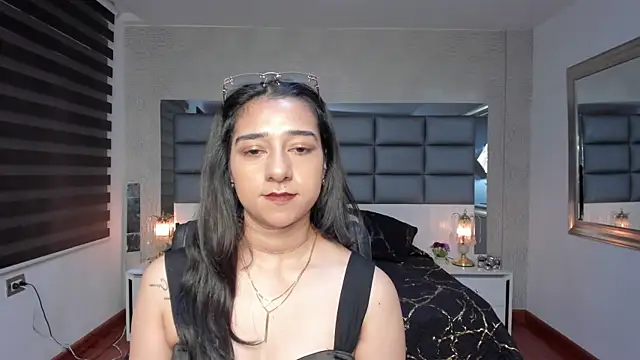 Snapshot of Evangelyn_clk chatting on 05/20/26, 08:15 Evangelyn clk online show from 05/20/26, 08:15