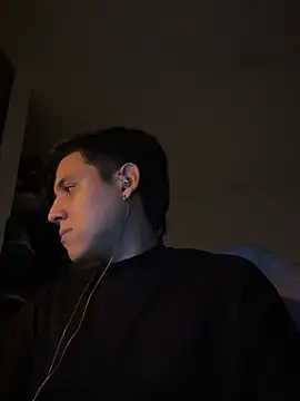 Snapshot of Mateo_tat chatting on 05/20/26, 05:02 Mateo tat online show from 05/20/26, 05:02