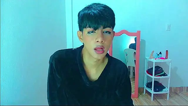 Snapshot of phuwin_bj chatting on 05/25/26, 06:08 phuwin bj online show from 05/25/26, 06:08