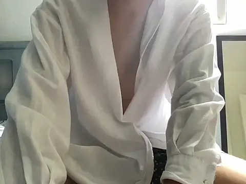 candyperfumeboy online show from 05/23/26, 06:56