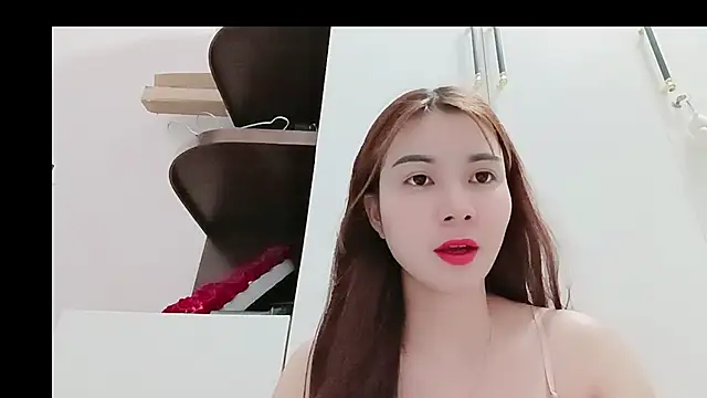 Snapshot of Micky-love chatting on 06/10/26, 04:12 Micky-love online show from 06/10/26, 04:12