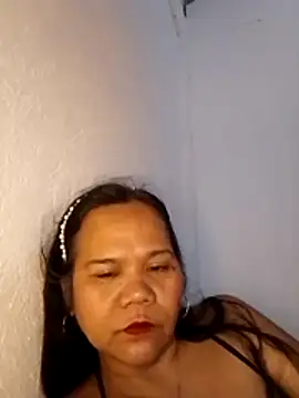 Snapshot of missLiLy07 chatting on 06/14/26, 05:15 missLiLy07 online show from 06/14/26, 05:15
