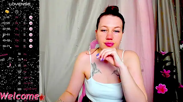 Arya Curves online show from 06/11/26, 02:53