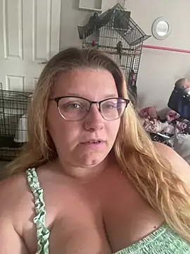 LucieLouBabe online show from 06/29/26, 01:22