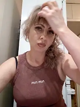 Kitty-MEOWW online show from 05/22/26, 07:52