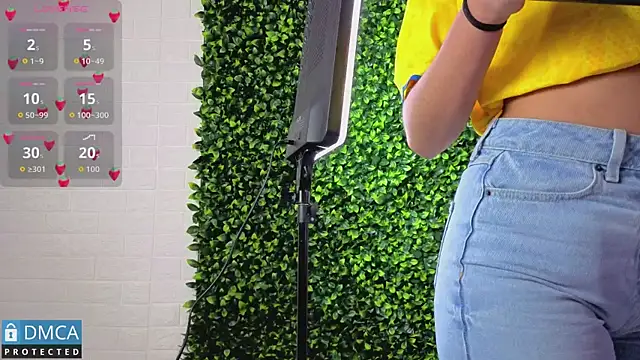Snapshot of isa_sweet1_ chatting on 06/27/26, 11:04 isa sweet1 online show from 06/27/26, 11:04