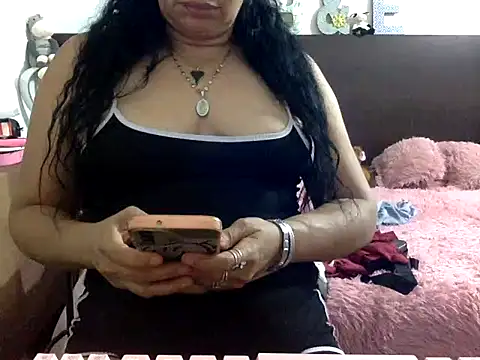 Snapshot of mommy-flabia chatting on 07/01/26, 02:13 mommy-flabia online show from 07/01/26, 02:13