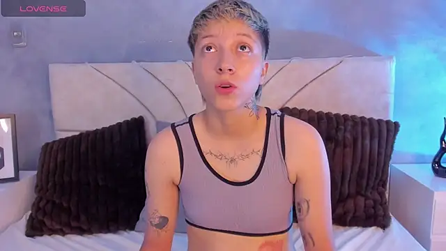 vane grey online show from 06/10/26, 06:07