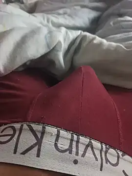 EllRey1004 online show from 07/11/26, 04:37