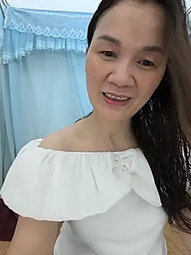 Lye lovely online show from 07/04/26, 02:12