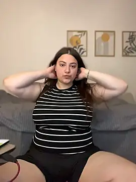 Snapshot of cutie_doll_ chatting on 05/30/26, 01:03 cutie doll online show from 05/30/26, 01:03