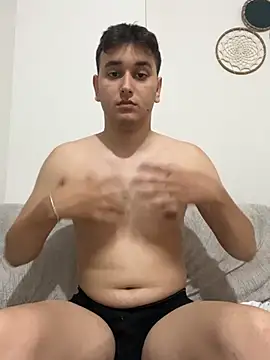imjustaboyy1 online show from 07/05/26, 11:34