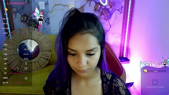Snapshot of Cami_monroe_m chatting on 05/25/26, 05:19 Cami monroe m online show from 05/25/26, 05:19