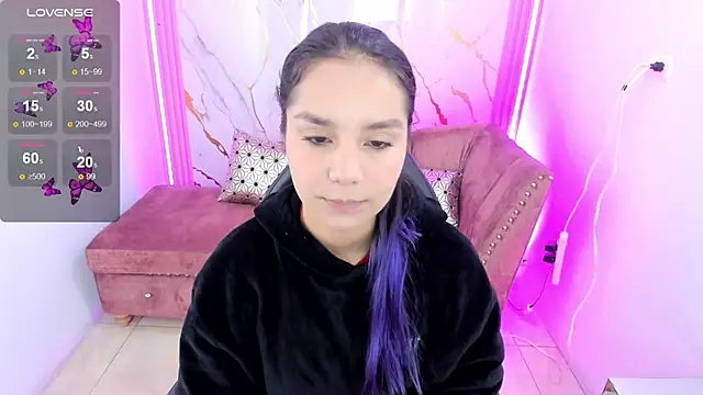 Snapshot of Cami_monroe_m chatting on 05/26/26, 12:45 Cami monroe m online show from 05/26/26, 12:45