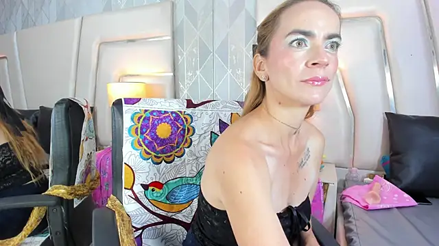 Snapshot of AnnePavlowa chatting on 05/31/26, 12:34 AnnePavlowa online show from 05/31/26, 12:34