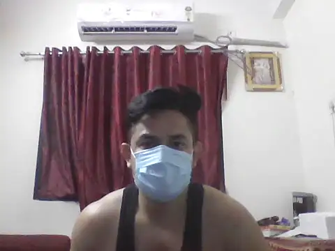 Snapshot of Nivan_7251_1 chatting on 05/22/26, 07:19 Nivan 7251 1 online show from 05/22/26, 07:19