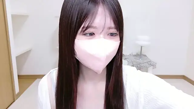 Snapshot of Yuinyaaa chatting on 07/25/26, 07:06 Yuinyaaa online show from 07/25/26, 07:06