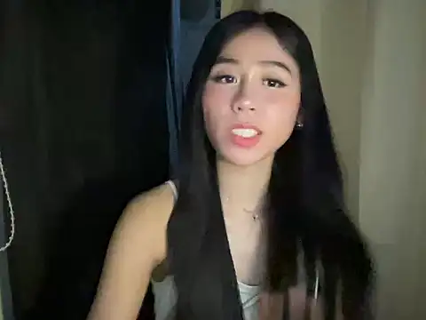 amberluiss online show from 07/17/26, 12:23