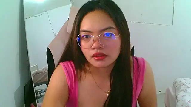 Snapshot of AlethiaBratsch chatting on 05/24/26, 05:34 AlethiaBratsch online show from 05/24/26, 05:34