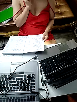 Snapshot of Julie-Rosee chatting on 05/24/26, 03:55 Julie-Rosee online show from 05/24/26, 03:55