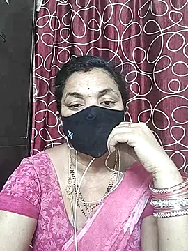 Snapshot of Leela_555 chatting on 06/26/26, 11:53 Leela 555 online show from 06/26/26, 11:53