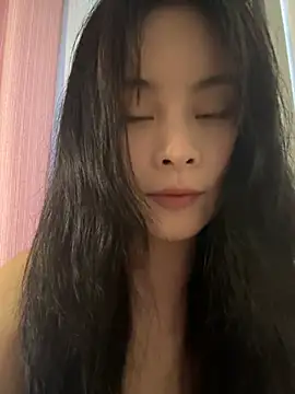 Snapshot of enen-123 chatting on 05/24/26, 05:12 enen-123 online show from 05/24/26, 05:12