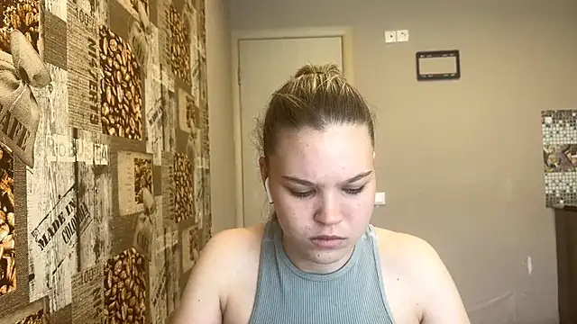 HellyRay online show from 06/08/26, 01:22