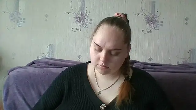 Snapshot of SoftHypnose chatting on 05/31/26, 12:01 SoftHypnose online show from 05/31/26, 12:01