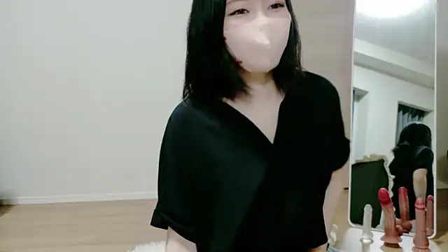 Snapshot of ririmuchan_v chatting on 06/26/26, 03:05 ririmuchan v online show from 06/26/26, 03:05
