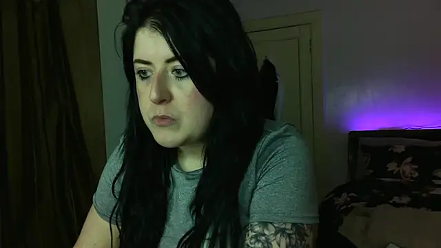 LucyLou31 online show from 07/28/26, 08:45