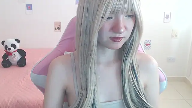 SweetSky1  online show from 06/01/26, 09:16